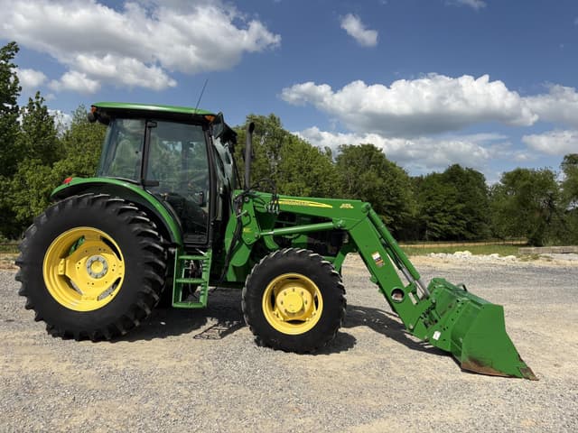 Image of John Deere 6115D equipment image 1