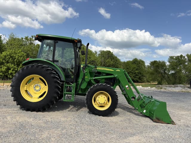 Image of John Deere 6115D equipment image 2