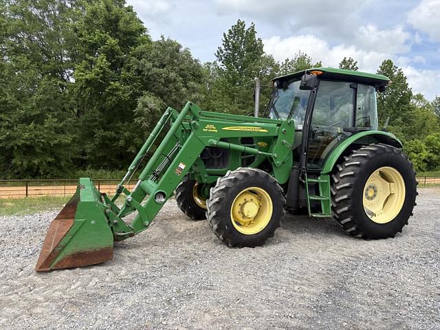 Image of John Deere 6115D equipment image 1