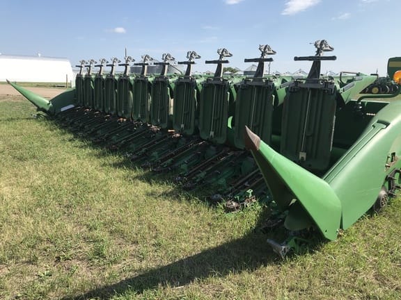 Main image John Deere 612C