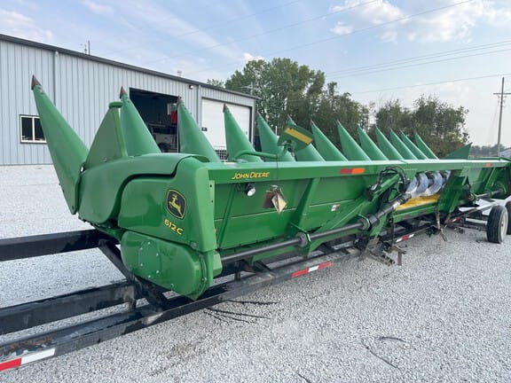 Main image John Deere 612C
