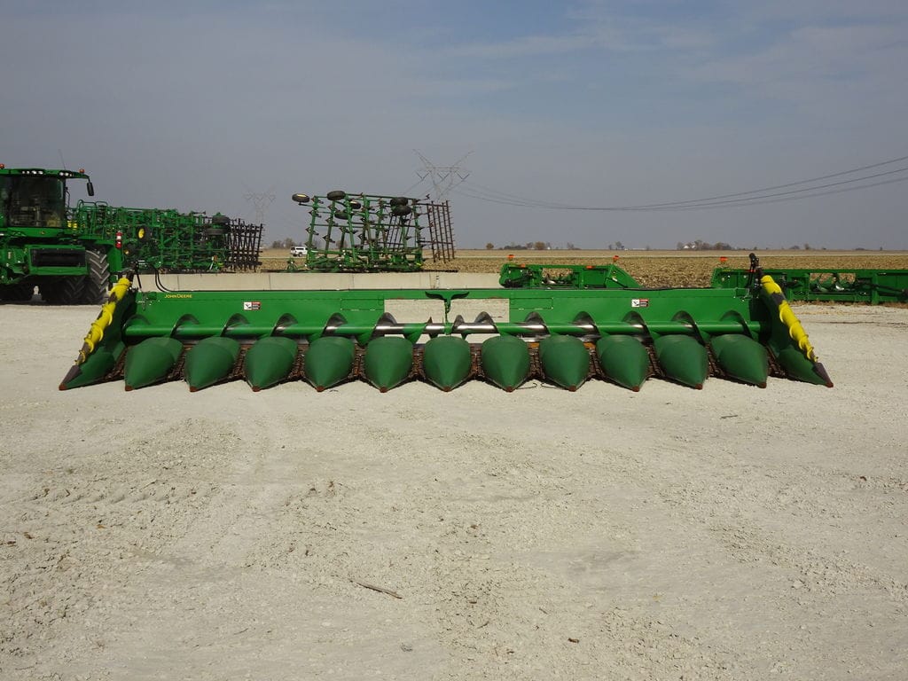 2008 John Deere 612C Equipment Image0