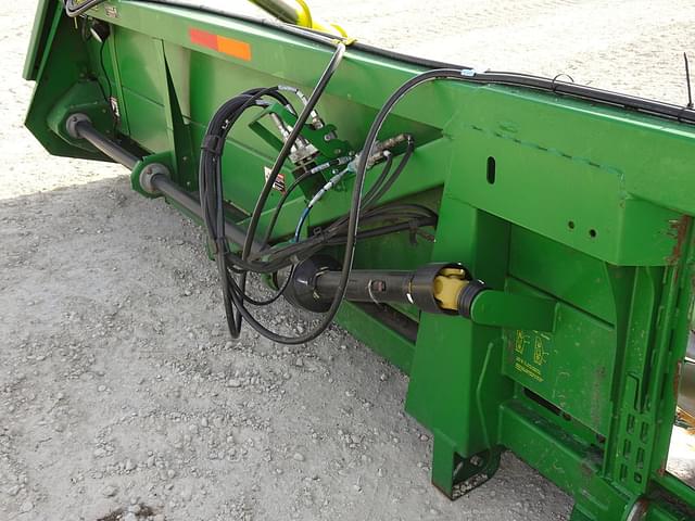 Image of John Deere 612C equipment image 4