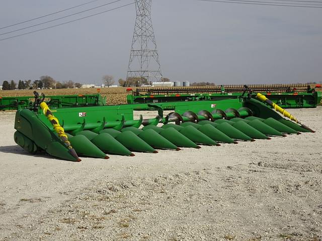 Image of John Deere 612C equipment image 4
