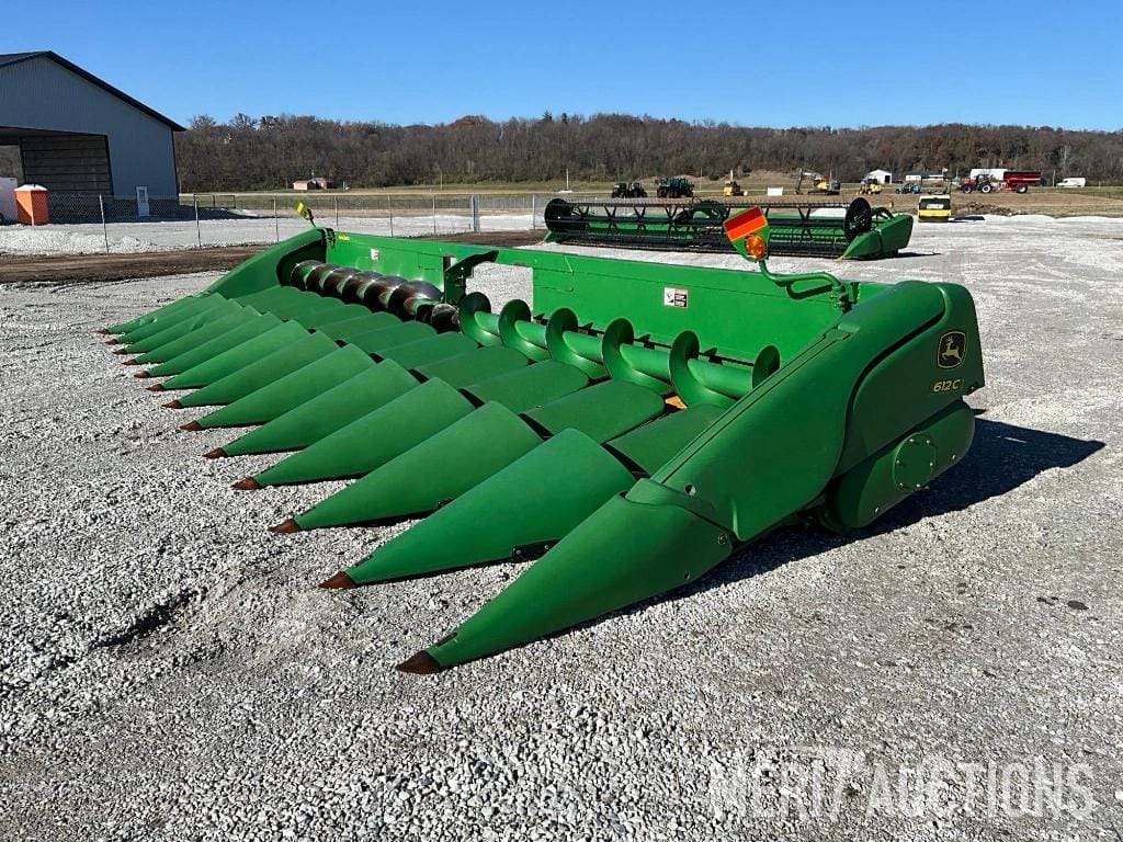Main image John Deere 612C