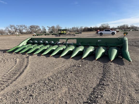 Image of John Deere 612C equipment image 3