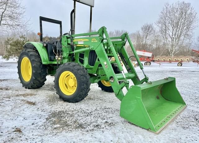 Image of John Deere 6230 equipment image 1