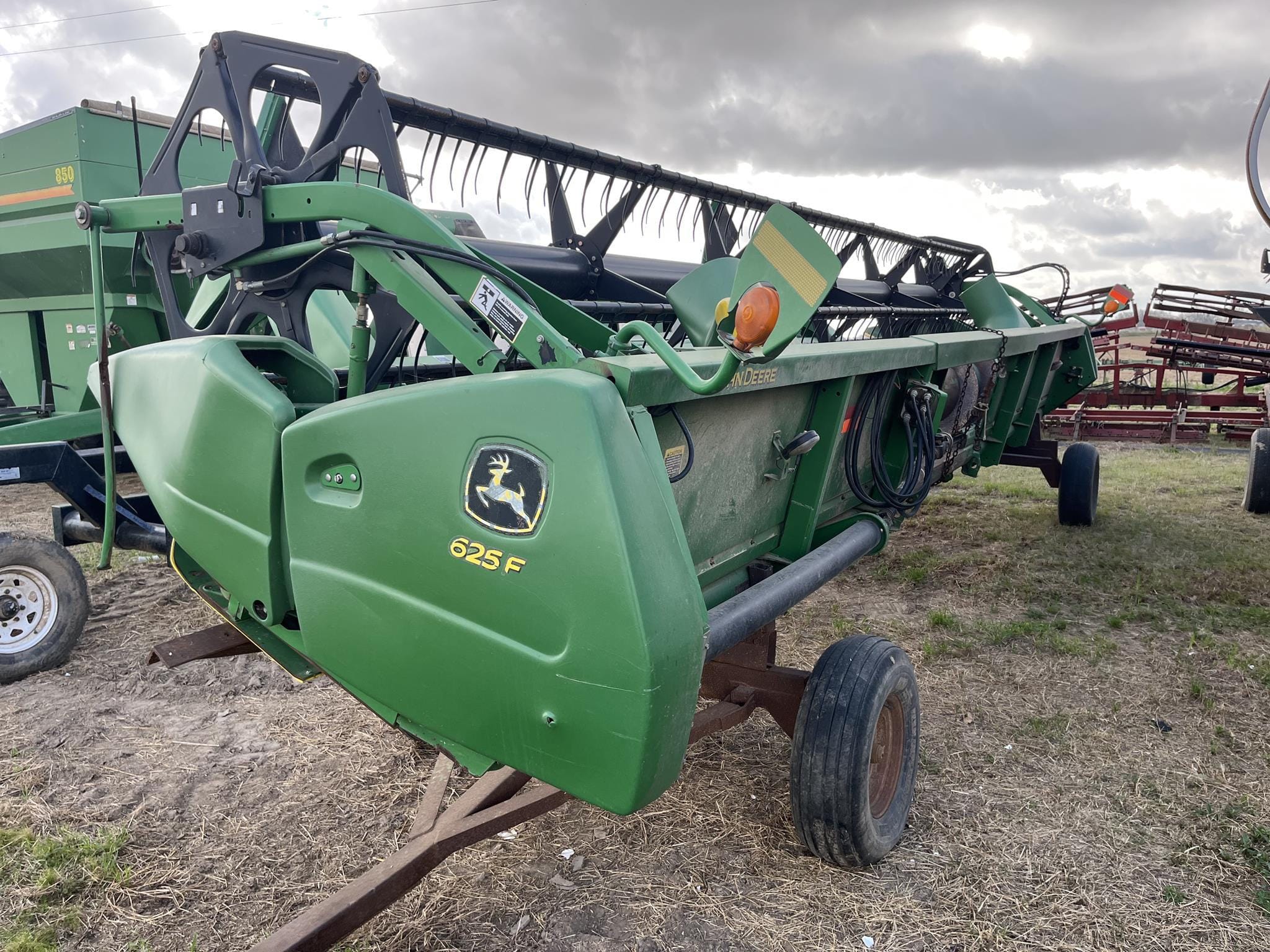 2008 John Deere 625F Equipment Image0