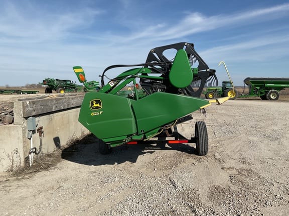 Main image John Deere 625F