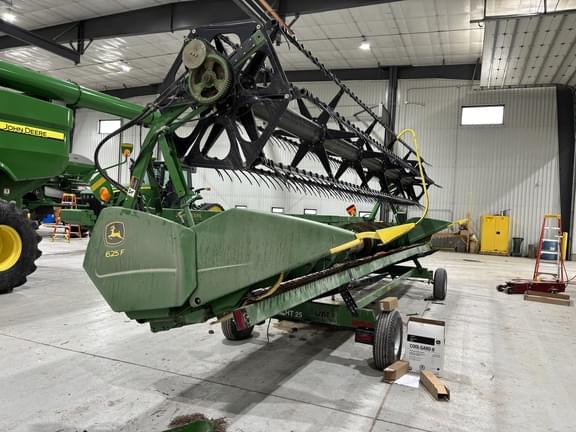 Image of John Deere 625F equipment image 1