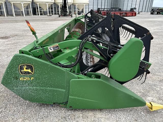 Image of John Deere 625F equipment image 4