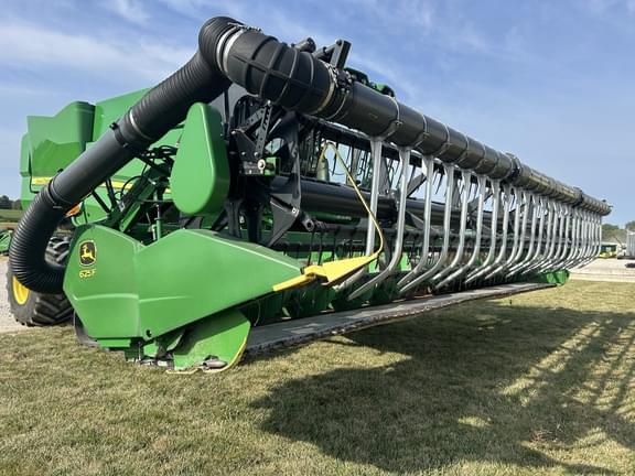 Image of John Deere 625F equipment image 3