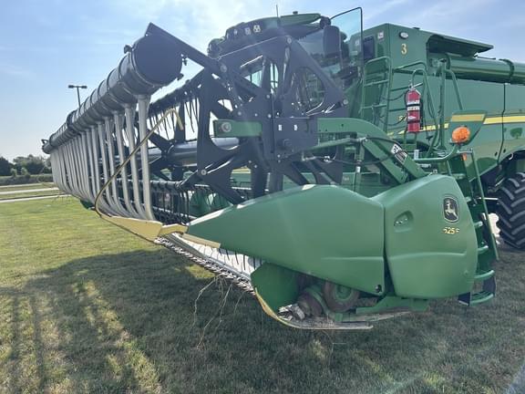 Image of John Deere 625F Primary image