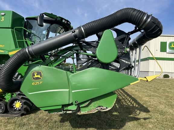 Image of John Deere 625F equipment image 4