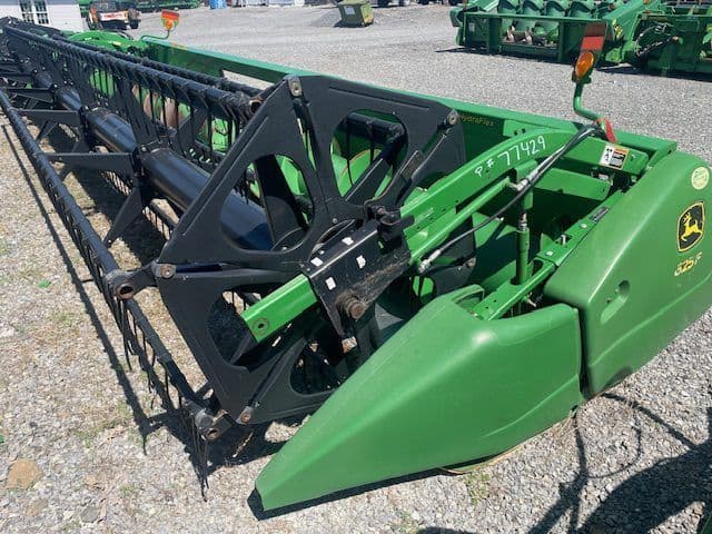Image of John Deere 625F Primary image