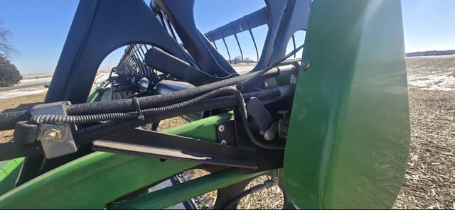 Image of John Deere 630F equipment image 4