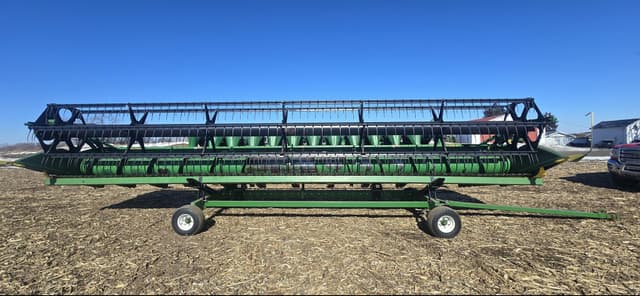 Image of John Deere 630F equipment image 2