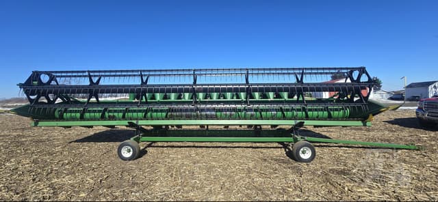 Image of John Deere 630F equipment image 2