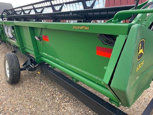 Image of John Deere 630F equipment image 4