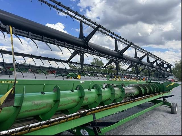 Image of John Deere 630F equipment image 4