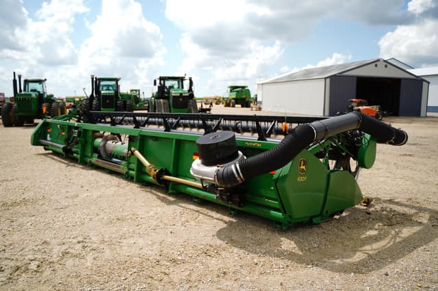 Image of John Deere 630F equipment image 2