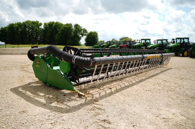 Image of John Deere 630F equipment image 1