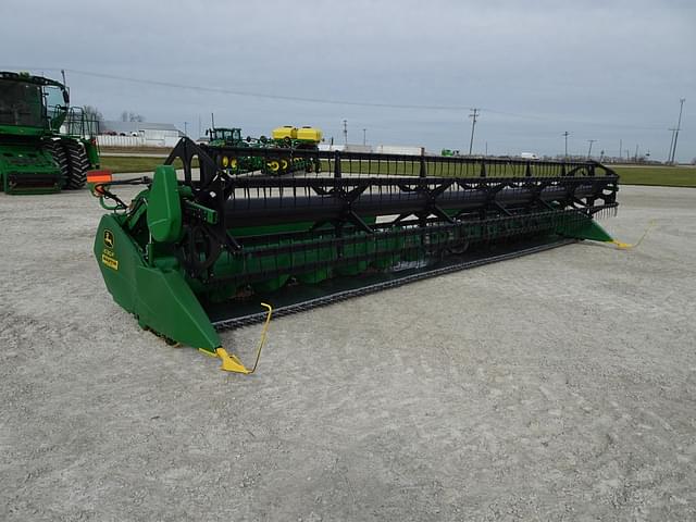 Image of John Deere 630F equipment image 2