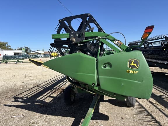 Image of John Deere 630F equipment image 4