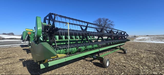 Image of John Deere 630F equipment image 3