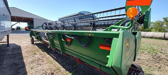 Image of John Deere 630F equipment image 4