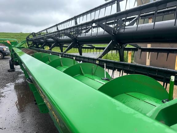 Image of John Deere 630F equipment image 1