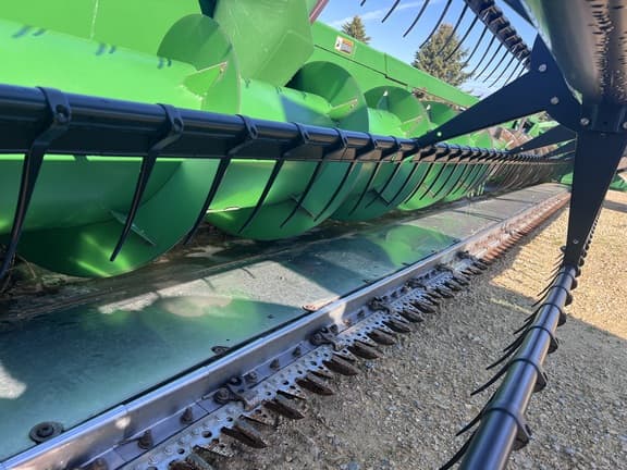 Image of John Deere 630F equipment image 3