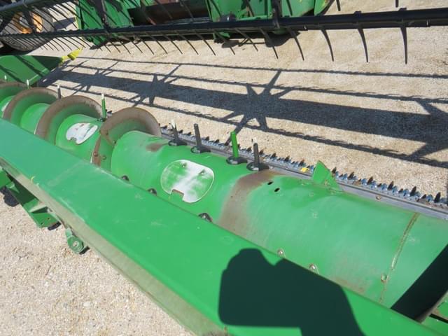 Image of John Deere 630F equipment image 3