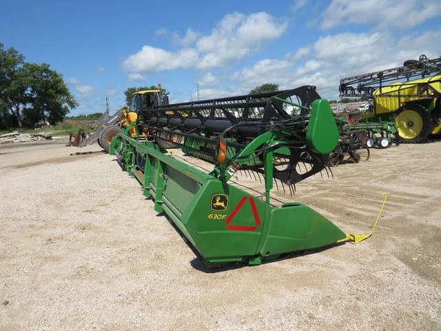 Image of John Deere 630F equipment image 4