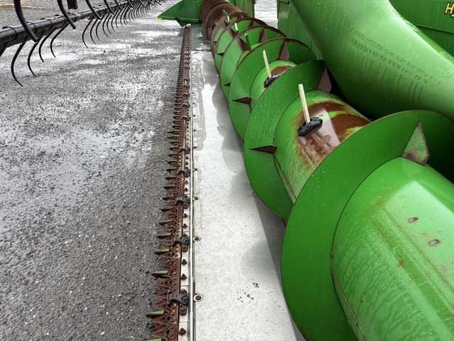 Image of John Deere 630F equipment image 3