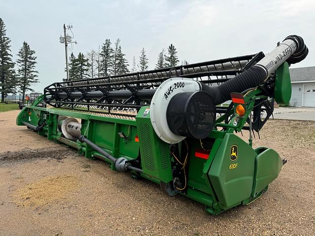 Image of John Deere 630F equipment image 3