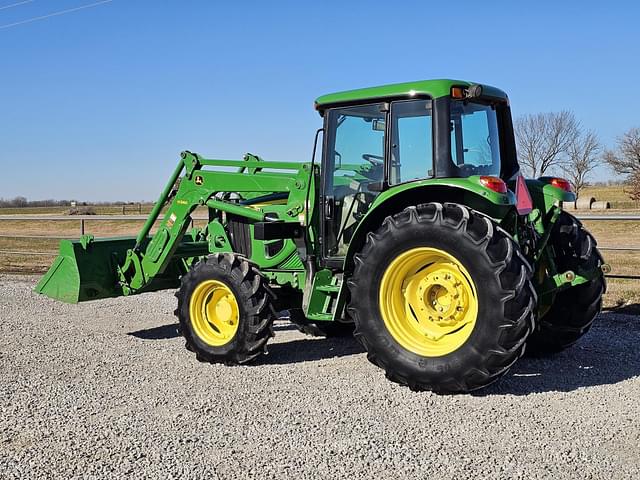 Image of John Deere 6330 equipment image 3