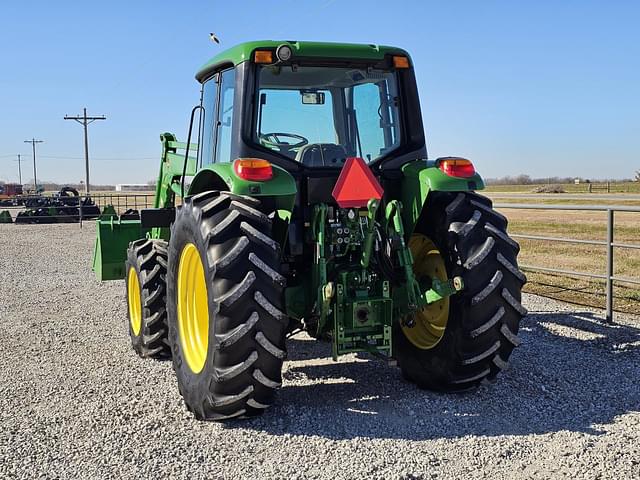 Image of John Deere 6330 equipment image 4