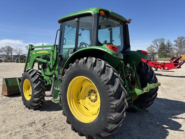 Image of John Deere 6330 equipment image 2