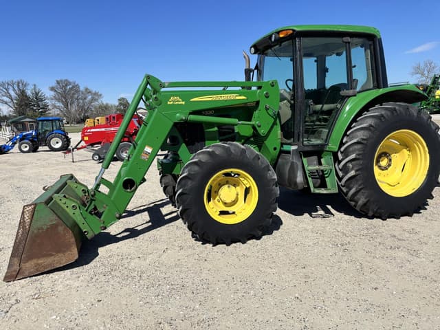 Image of John Deere 6330 equipment image 1