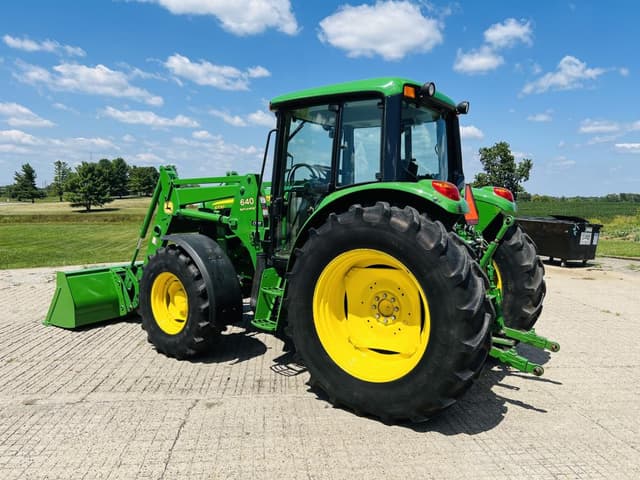 Image of John Deere 6330 equipment image 2