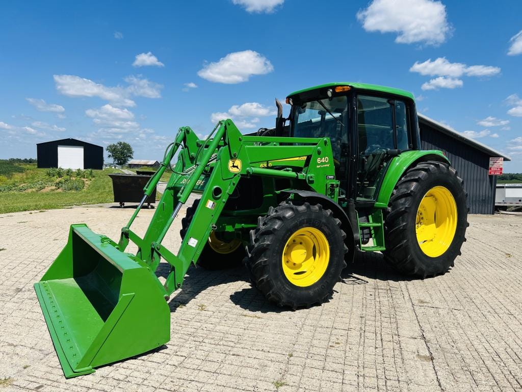 John Deere 6330 Equipment Image0