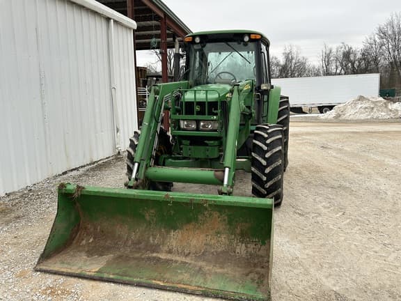 Image of John Deere 6330 equipment image 2