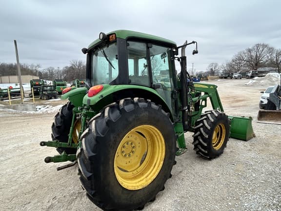 Image of John Deere 6330 equipment image 4