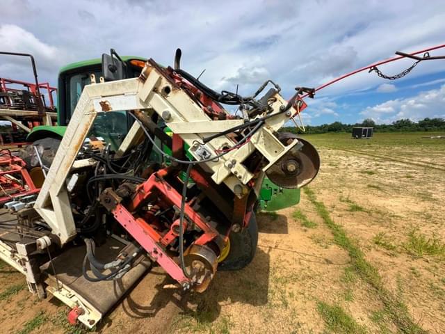 Image of John Deere 6330 equipment image 3