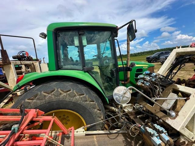 Image of John Deere 6330 equipment image 4
