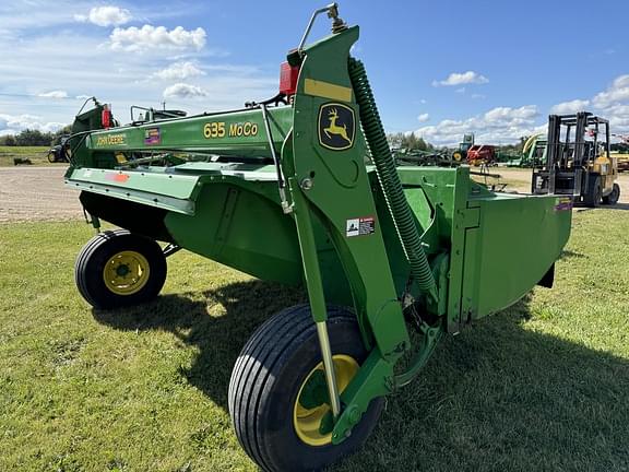 Image of John Deere 635 equipment image 4