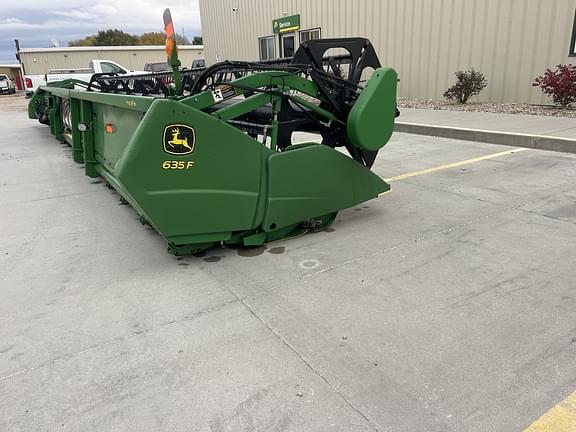 Image of John Deere 635F equipment image 2