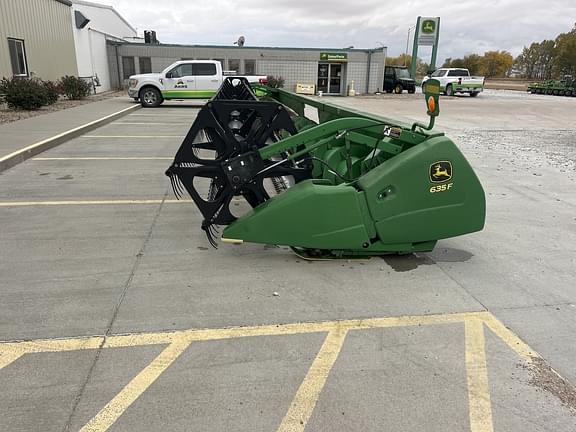 Image of John Deere 635F equipment image 1