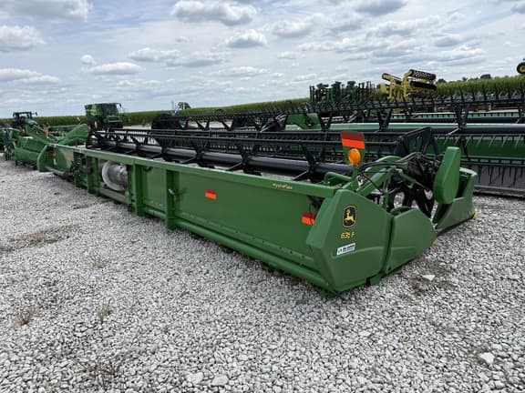 Image of John Deere 635F equipment image 2